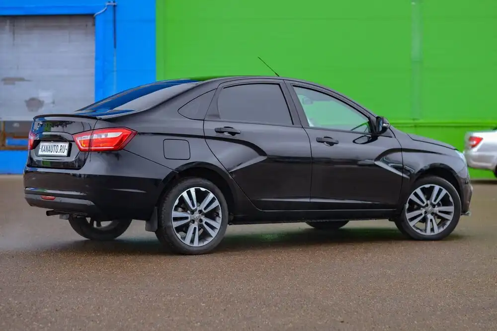 Lada Vesta 2020 года в Канаше