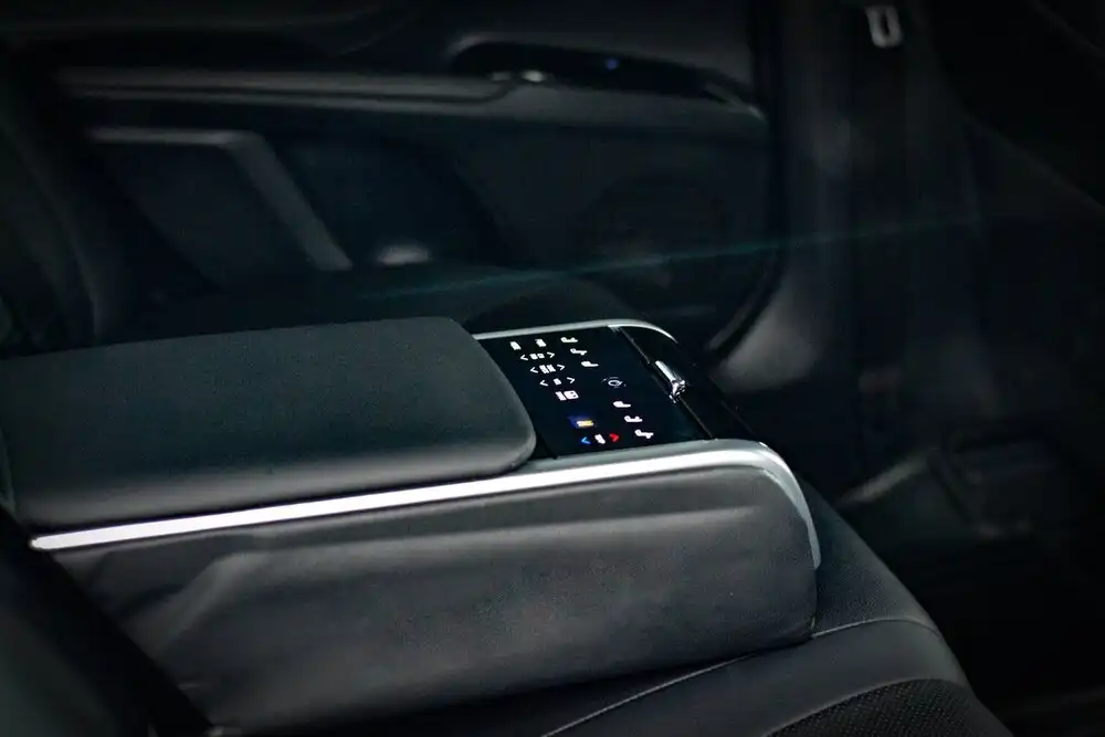 Toyota Camry 2019 максимальная комплектация