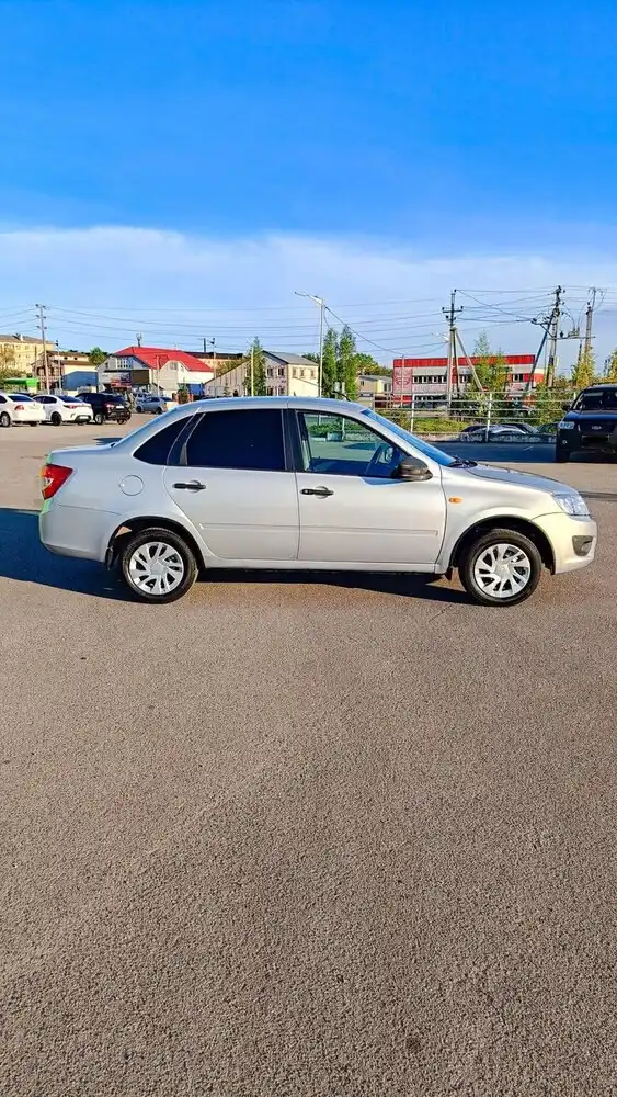 Продажа Лада Гранта 2016 г.в. в отличном состоянии