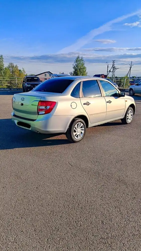 Продажа Лада Гранта 2016 г.в. в отличном состоянии