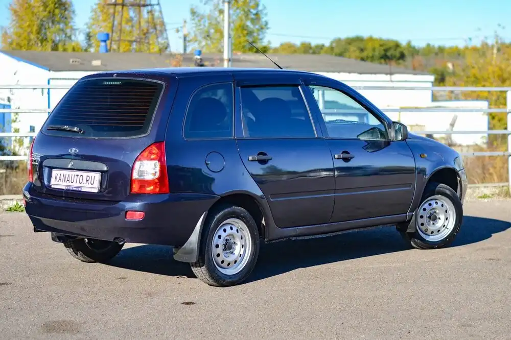 Продажа Lada Kalina 2013 года в Канаше - Легковые автомобили (Авто) в Канаш