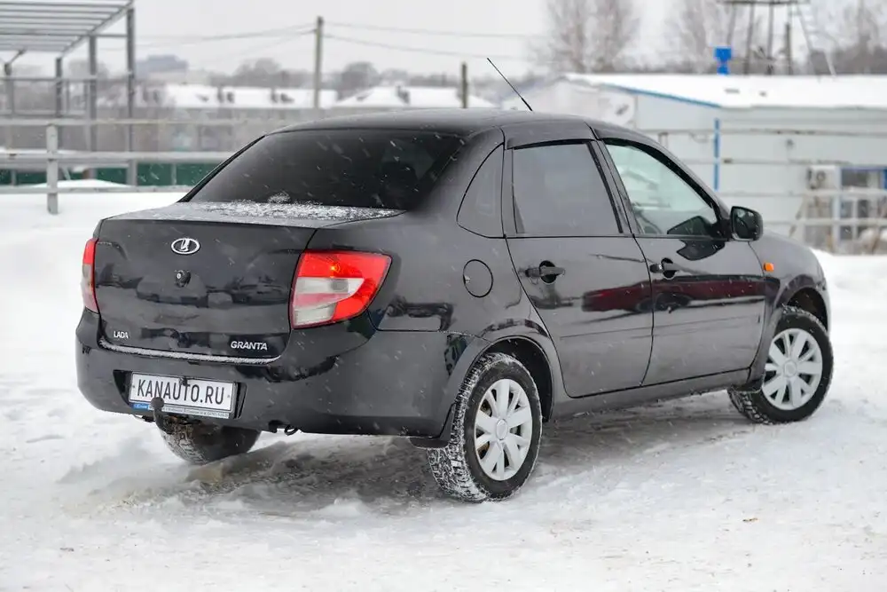 Продажа Lada Granta универсал 2014 года - Легковые автомобили (Авто) в Канаш