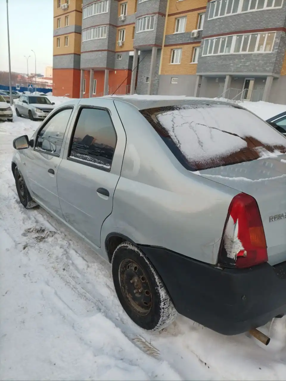 Renault Logan 2009, двигатель 1.4, полная комплектация - Легковые автомобили (Авто) в Чебоксары