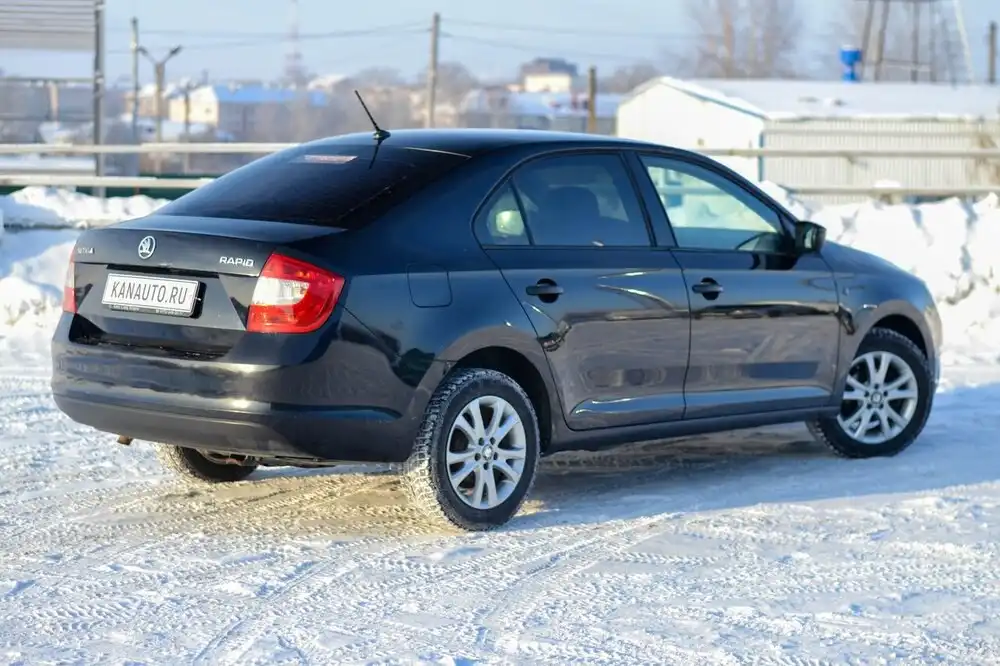 Skoda Rapid 2016 года в отличном состоянии - Авто в Канаш