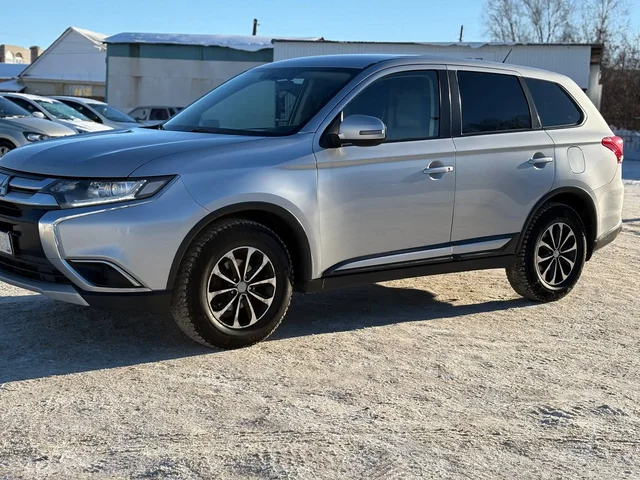 Продажа Mitsubishi Outlander 2016 года - Авто в Чебоксары