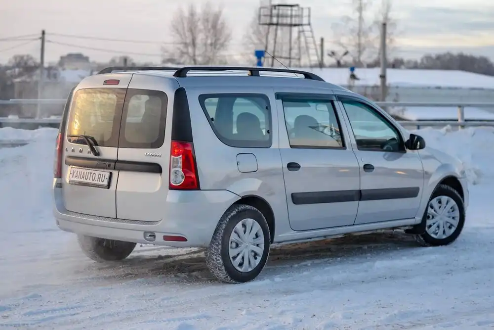 Продажа Lada Largus 2020 года - Легковые автомобили (Авто) в Канаш