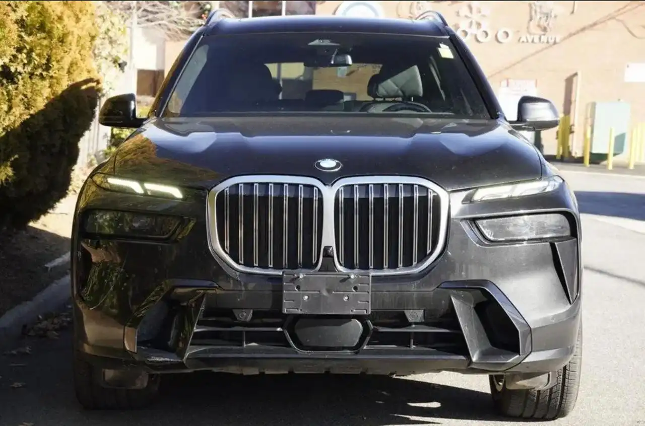 BMW X7 2024 года с пробегом 64000 км - Легковые автомобили (Авто) в Москва