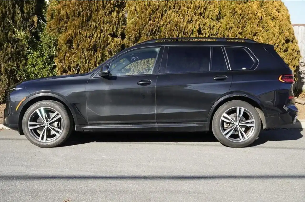 BMW X7 2024 года с пробегом 64000 км - Легковые автомобили (Авто) в Москва
