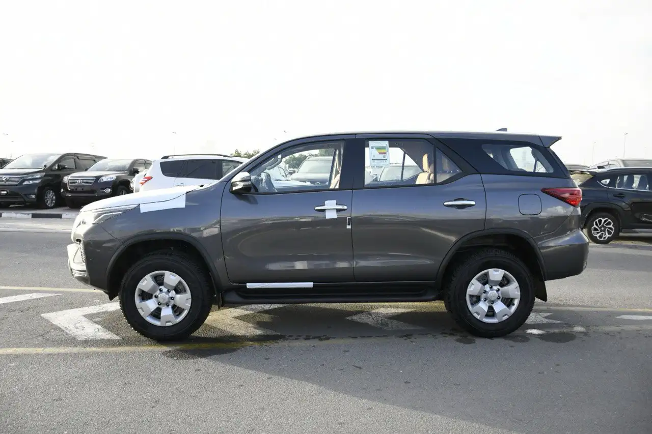 Toyota Fortuner 2025 2.4 дизель автомат полный привод - Легковые автомобили (Авто) в Москва