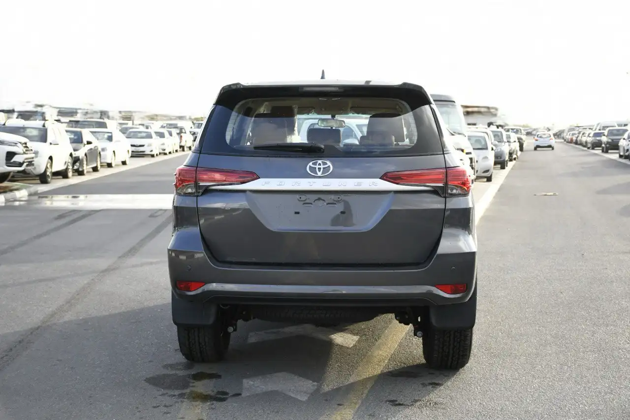 Toyota Fortuner 2025 2.4 дизель автомат полный привод - Легковые автомобили (Авто) в Москва