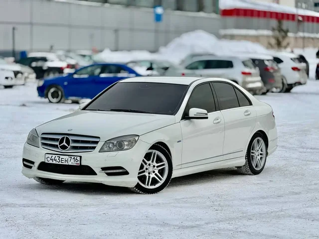 Mercedes-Benz W204 2010 года, дизель 2.1, полное обслуживание - Грузовики в Казань