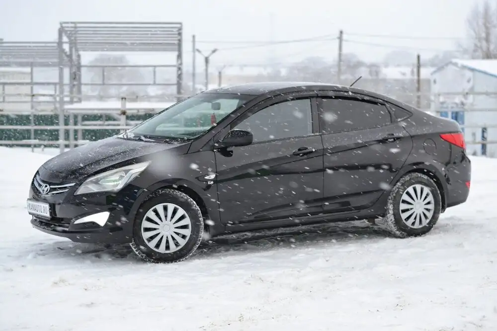 Продажа Hyundai Solaris 2015 г. в Канаше - Легковые автомобили (Авто) в Канаш