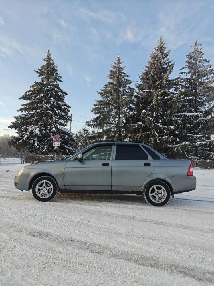 Продажа автомобиля Lada Priora 2010 года с комплектацией - Легковые автомобили (Авто) в Чебоксары