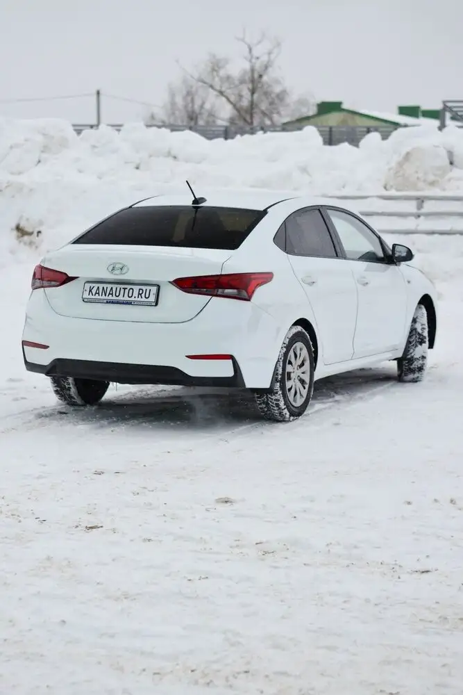 Hyundai Solaris 2017 г.в. в кредит или за наличный расчет - Авто в Канаш