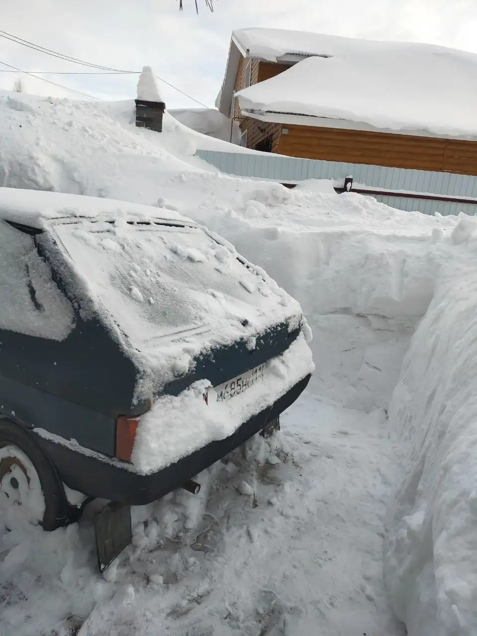 ВАЗ 2109 1999 года выпуска, не заводится 2 года - Легковые автомобили (Авто) в Чебоксары