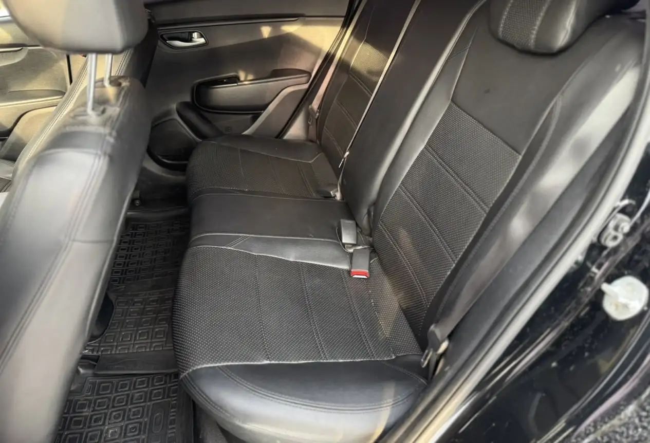 Продам Kia Rio 2019 года с автоматом - Легковые автомобили (Авто) в Чебоксары