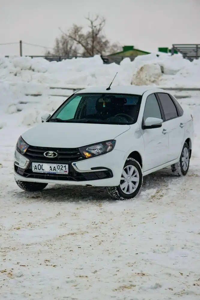 Продажа Lada Granta 2023 года в Канаше - Легковые автомобили (Авто) в Канаш