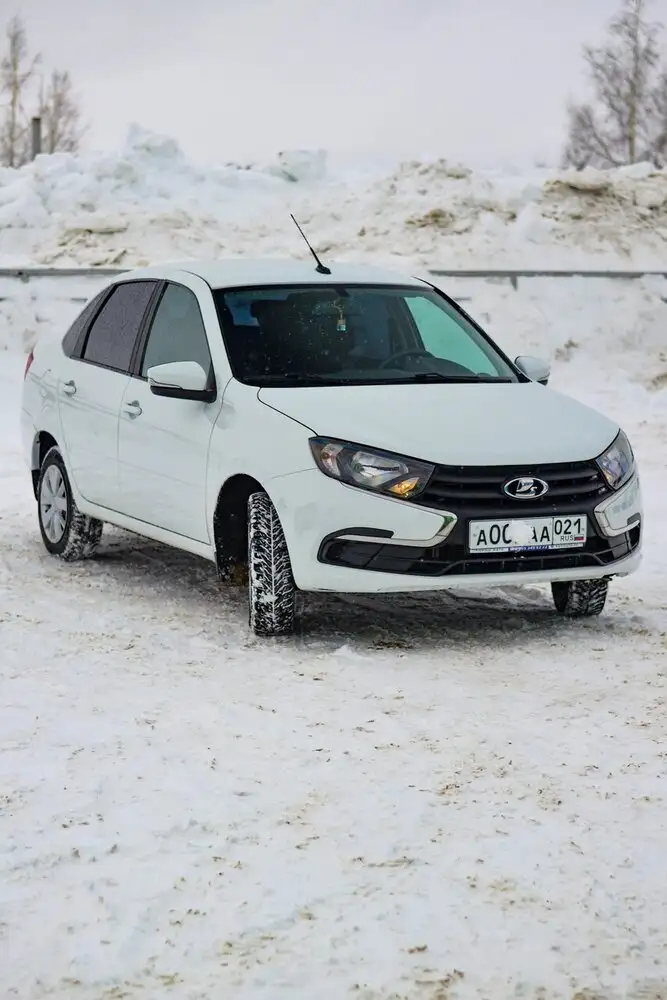 Продажа Lada Granta 2023 года в Канаше - Легковые автомобили (Авто) в Канаш
