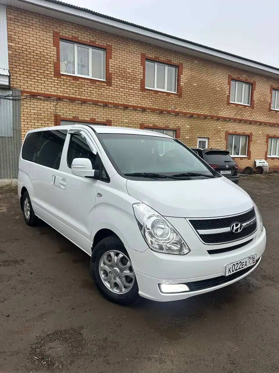 Hyundai Starex 2012 - минивэн в отличном состоянии - Авто в Чебоксары