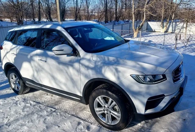 Geely Atlas Pro 2022, 1.5 турбо - автомат - Грузовики и спецтехника в Чебоксары