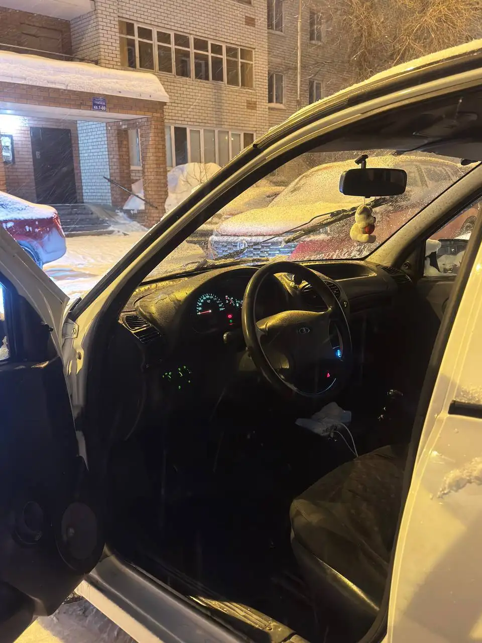 Продажа автомобиля Lada Kalina 2012 года - Легковые автомобили (Авто) в Казань