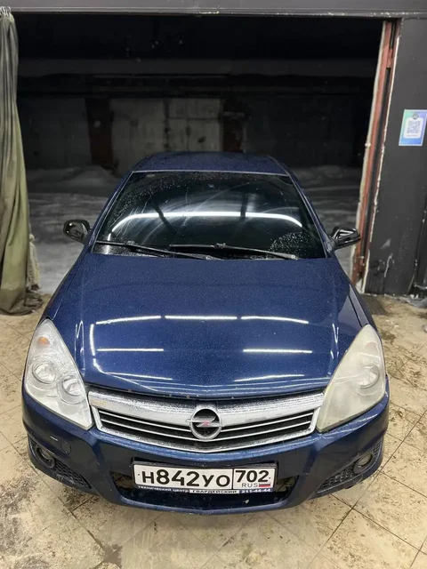 Opel Astra H 2011 года 1.6 АМТ - Авто в Чебоксары