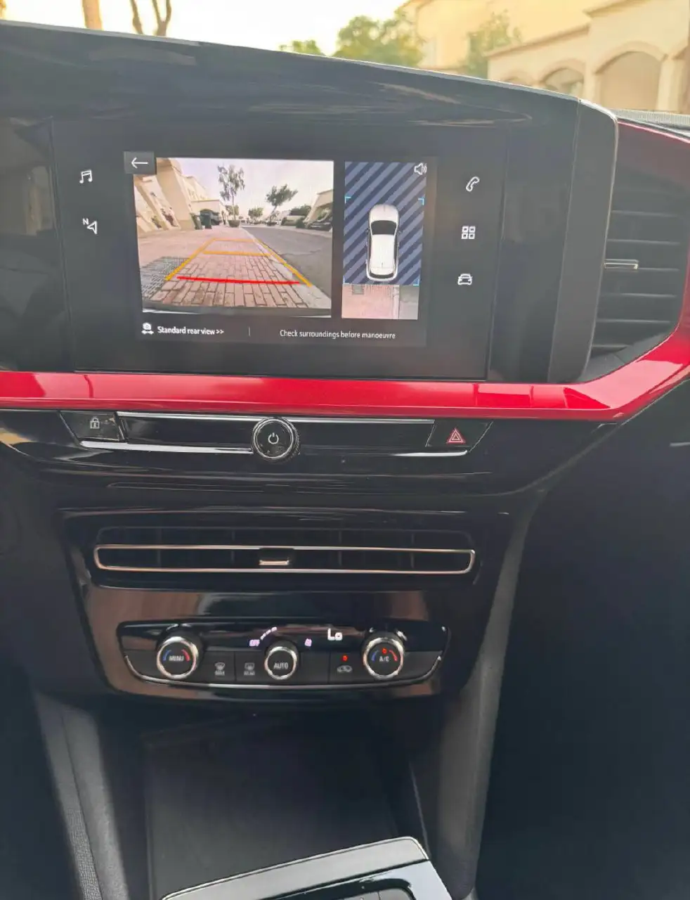 Opel Mokka 2 поколение 2022 года - Авто в Москва