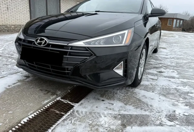 Продам Hyundai Elantra 2019 года - частное объявление в Чебоксары