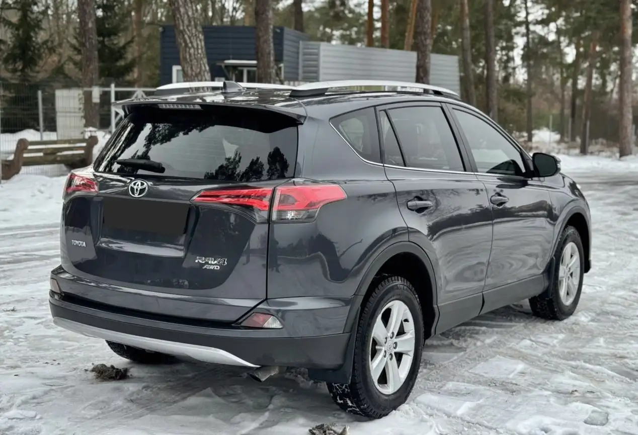 Toyota RAV4 2017 года - полностью обслуженная - Внедорожник (Авто) в Чебоксары