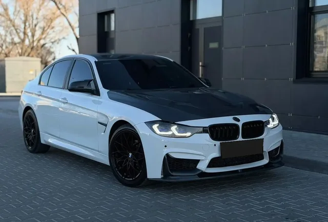 BMW 3 Series F30 328i 2017 года - Бронирование в Чебоксары