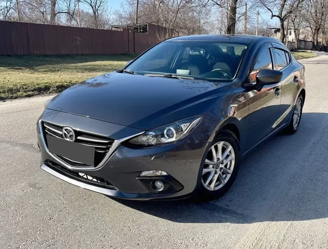 Продам Mazda 3 2015 года - Шины и диски в Чебоксары
