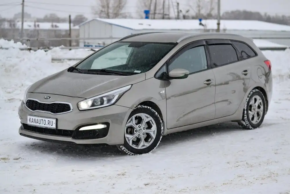 Продажа Kia Ceed 2017 года в Канаше - Легковые автомобили (Авто) в Канаш