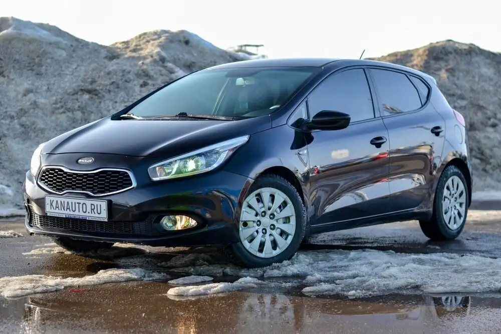 Kia Ceed 2013 автомат 1.6 - Авто в Канаш
