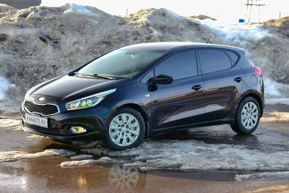 Kia Ceed 2013 автомат 1.6 - Авто в Канаш