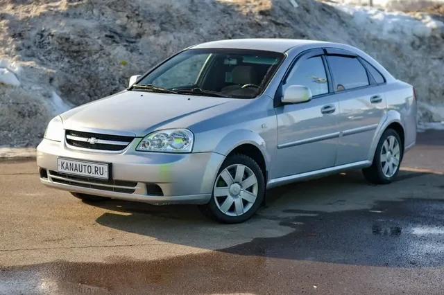 Продажа Chevrolet Lacetti 2010 года - Грузовые и коммерческие в Канаш