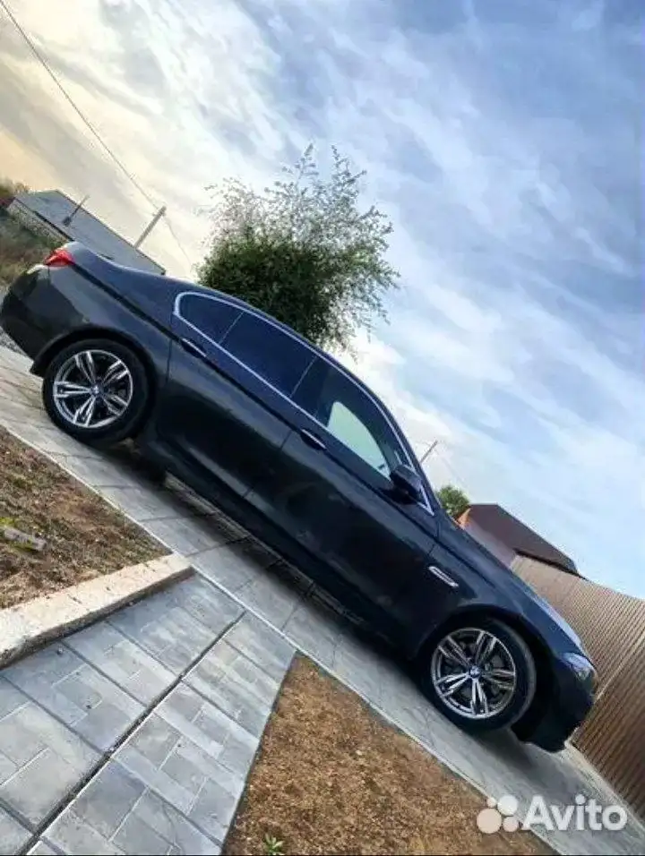 Продажа BMW 5 серия 2016 года - Легковые автомобили (Авто) в Бузулук
