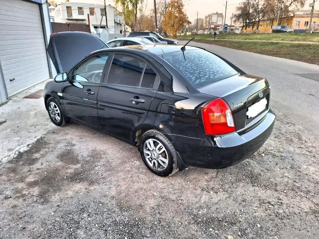 Hyundai Verna 1.4 AT 2006 года - Легковые автомобили (Авто) в Нижний Новгород