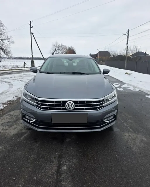 Volkswagen Passat 2018 - Паркетник в Чебоксары