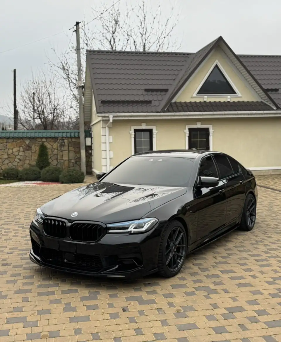 BMW 5 Series 2018 G30 540i Автомат - Легковые автомобили (Авто) в Чебоксары