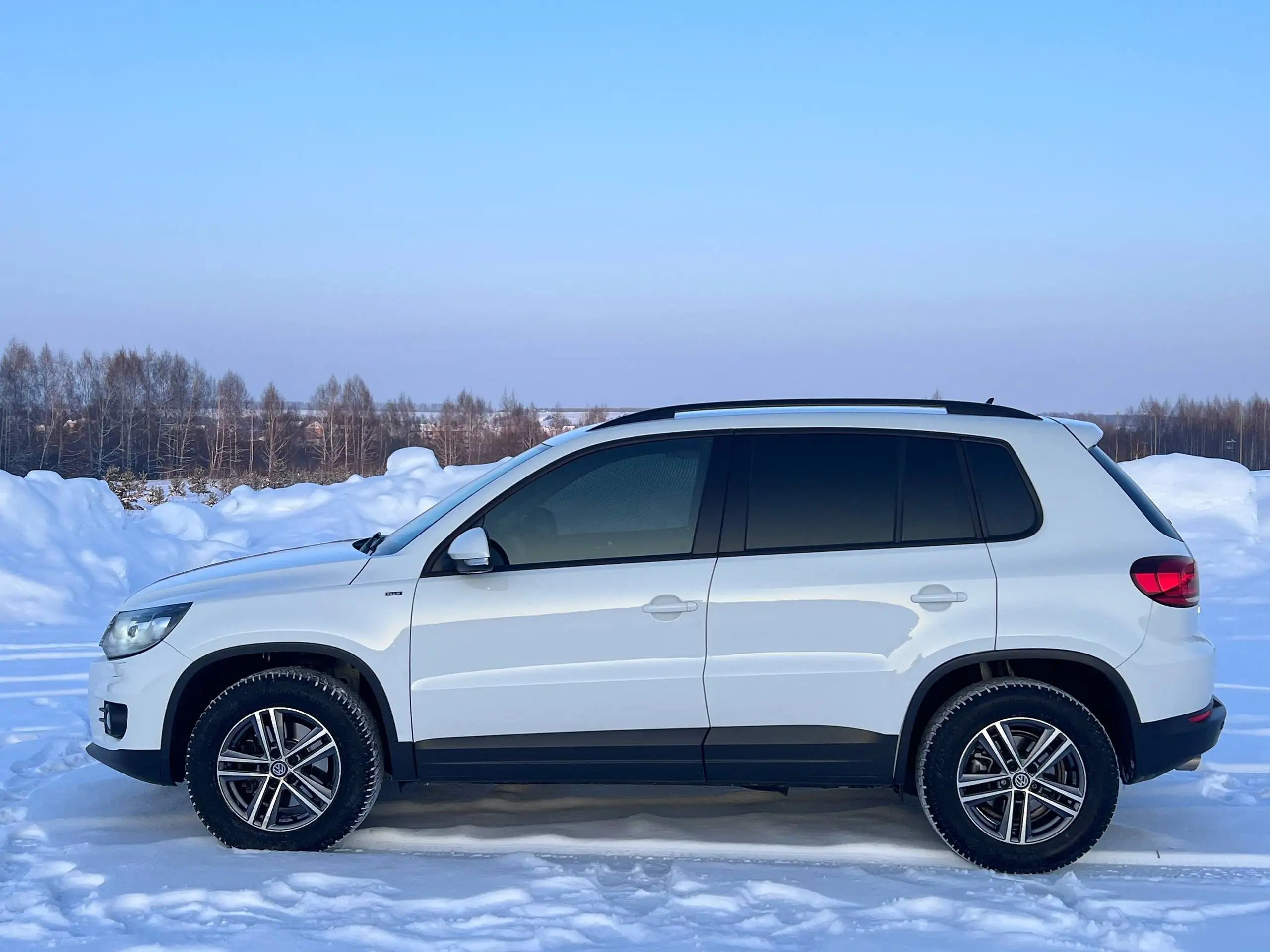 Volkswagen Tiguan 2015 года 1.4 DSG - Легковые автомобили (Авто) в Казань