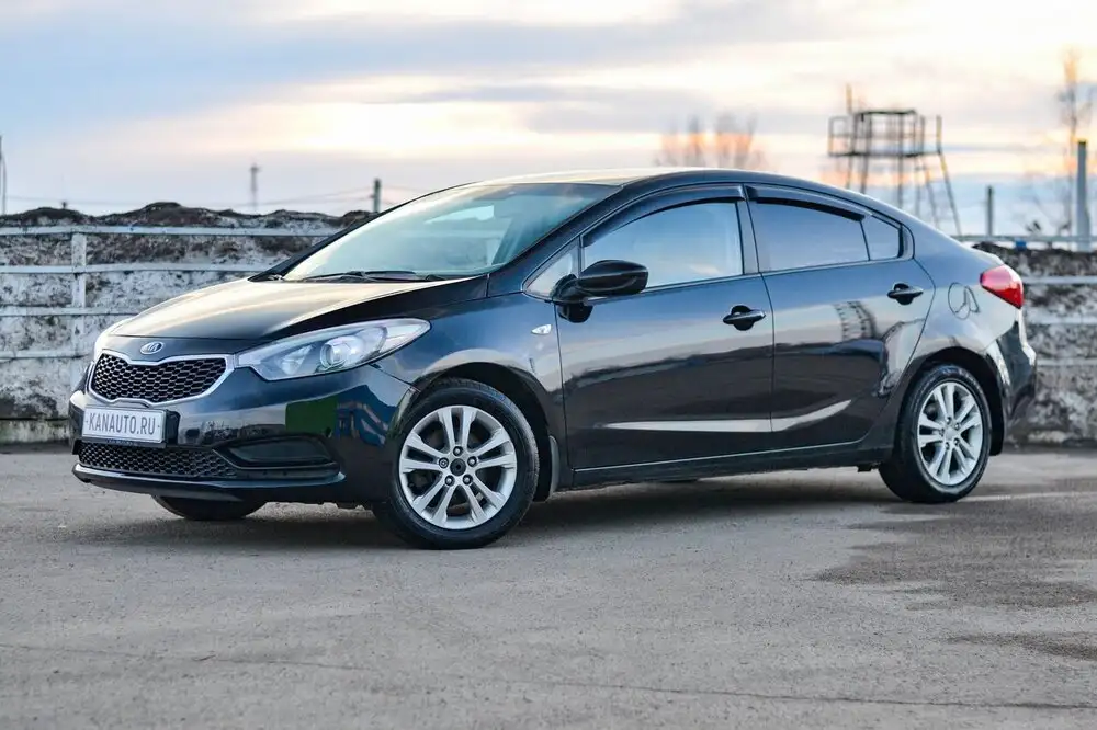 Kia Cerato 2013 года в Канаше - Авто в Канаш
