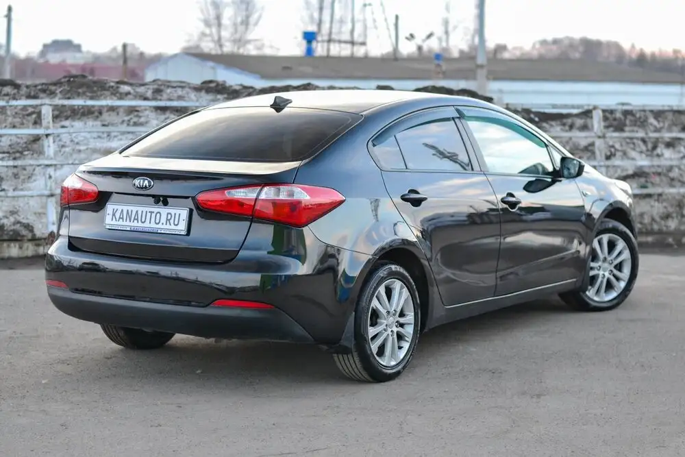 Kia Cerato 2013 года в Канаше - Авто в Канаш
