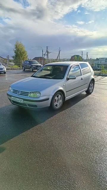 Volkswagen Golf 2002 года в Канаше - частное объявление в Канаш