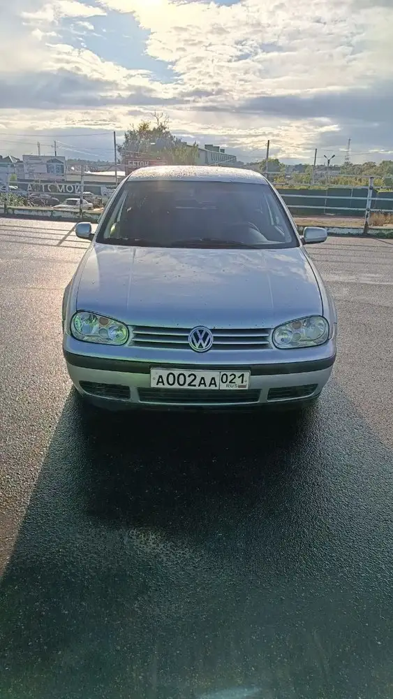 Volkswagen Golf 2002 года в Канаше - Легковые автомобили (Авто) в Канаш