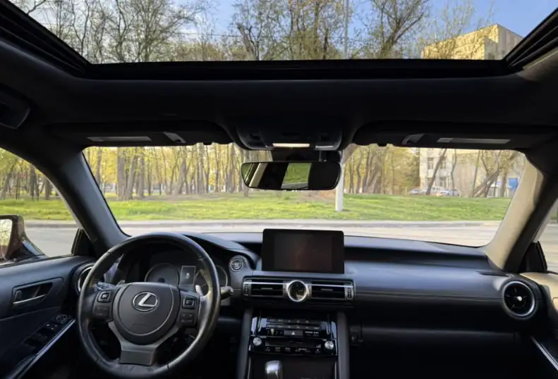 Lexus IS 300 AWD 2021 F-Sport с пробегом 43 тыс км - Авто в Чебоксары