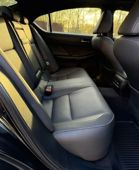 Lexus IS 300 AWD 2021 F-Sport с пробегом 43 тыс км - Авто в Чебоксары