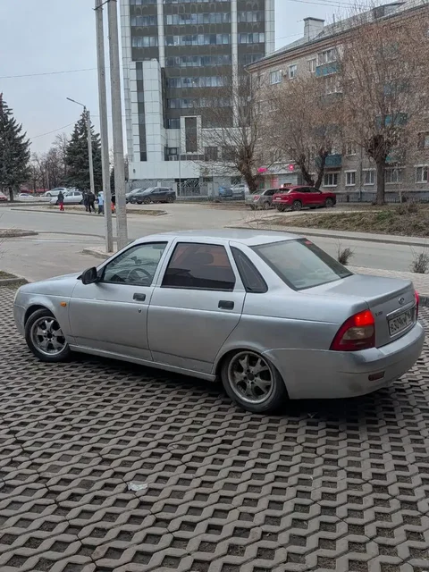 Продажа Lada Priora 2009 года - Легковые автомобили в Чебоксары