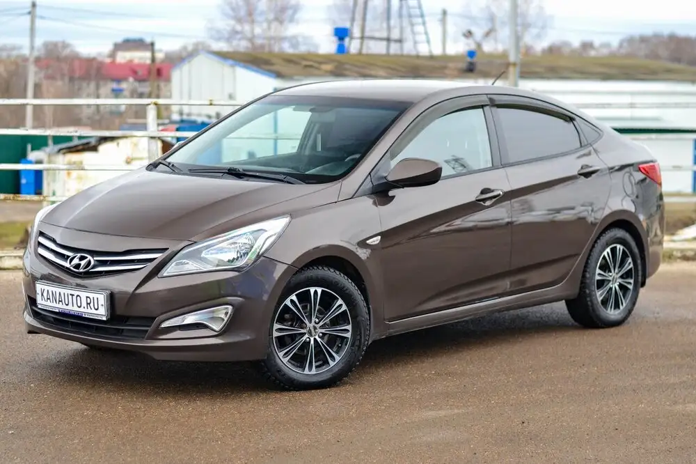 Hyundai Solaris 2014 автомат 1.4 - Легковые автомобили (Авто) в Канаш