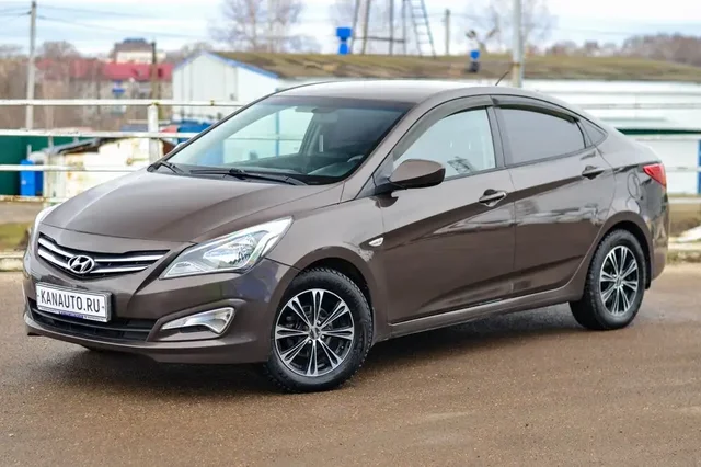 Hyundai Solaris 2014 автомат 1.4 - Легковые автомобили в Канаш
