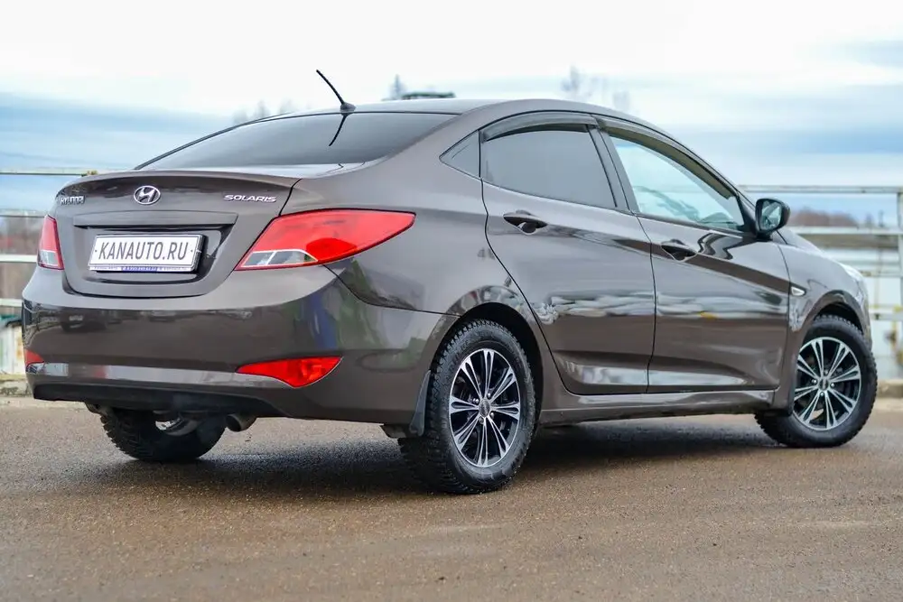 Hyundai Solaris 2014 автомат 1.4 - Легковые автомобили (Авто) в Канаш